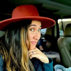 Meet your Posher, Gabrielle